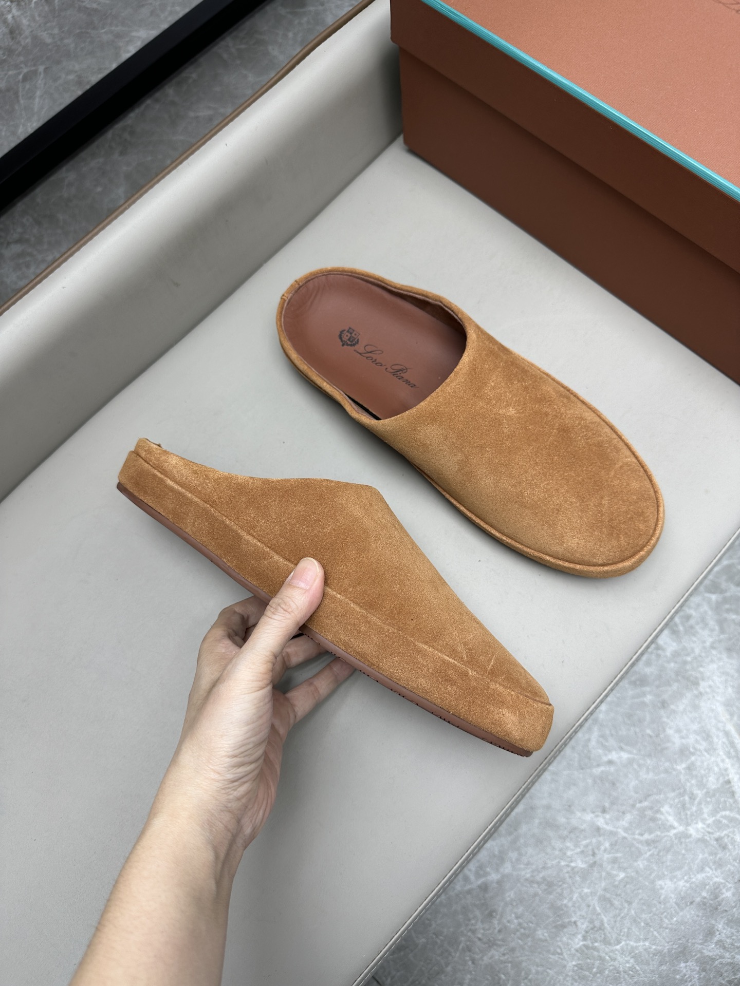 로로피아나 Loro Piana 슬리퍼