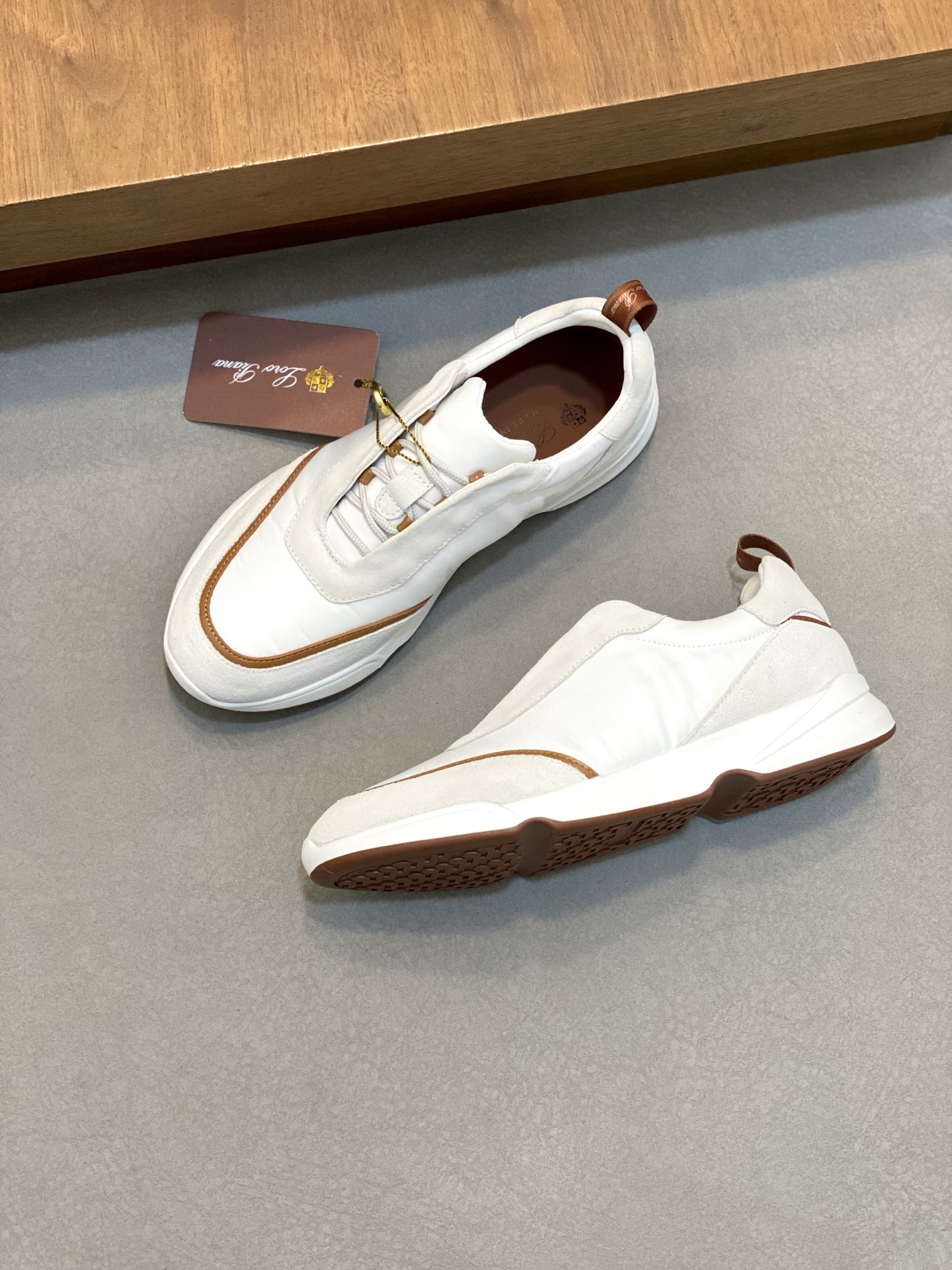 로로피아나 Loro Piana 스니커즈
