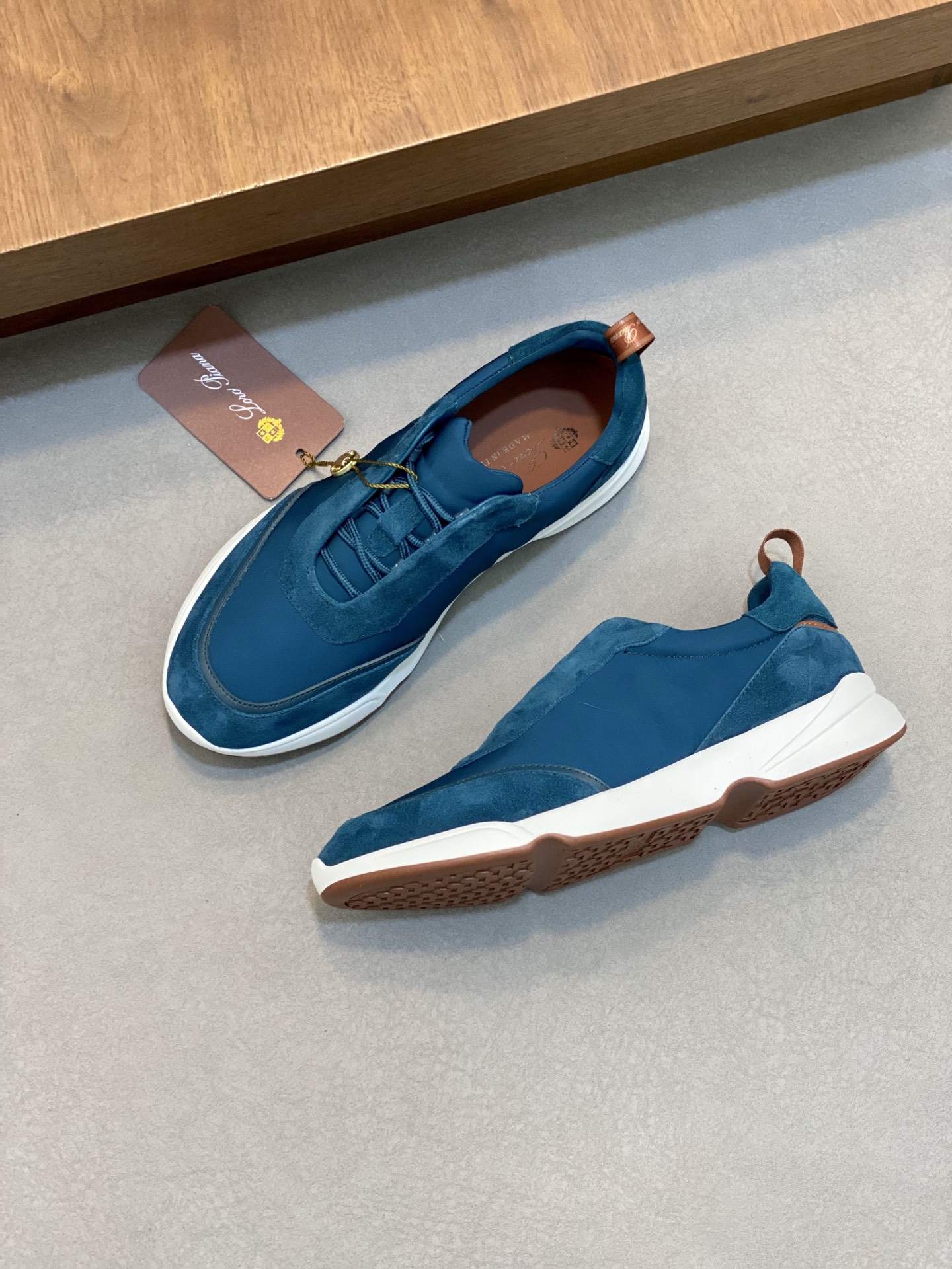 로로피아나 Loro Piana 스니커즈