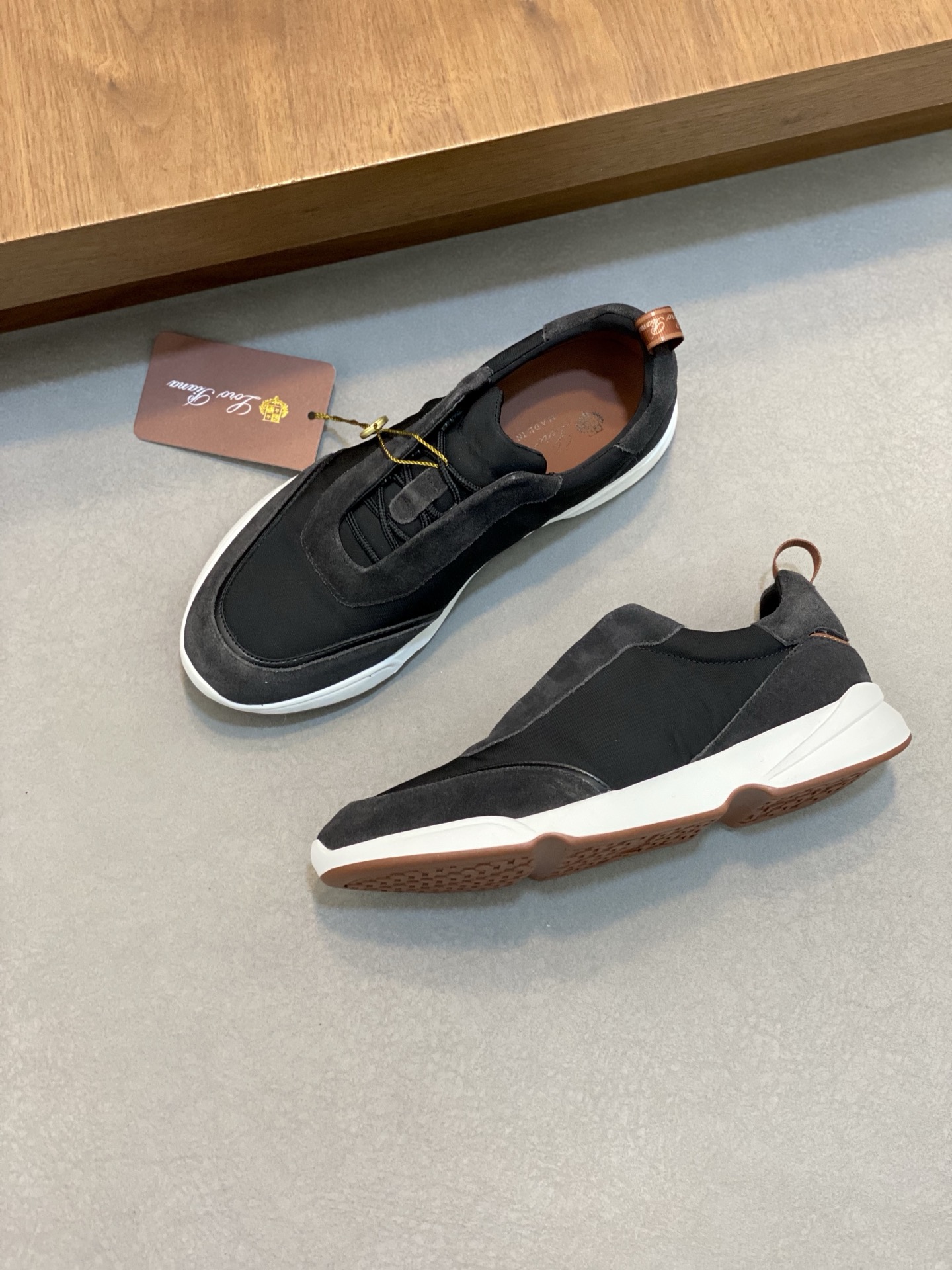 로로피아나 Loro Piana 스니커즈
