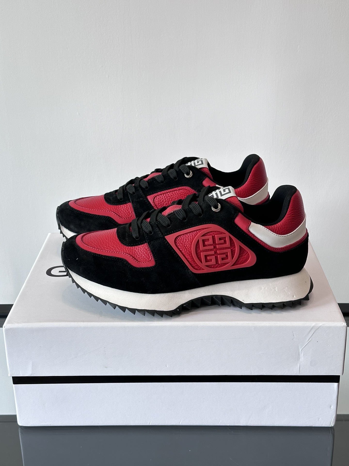 지방시 Givenchy 스니커즈