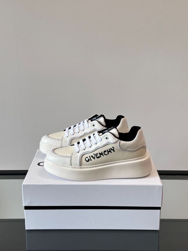 지방시 Givenchy 스니커즈
