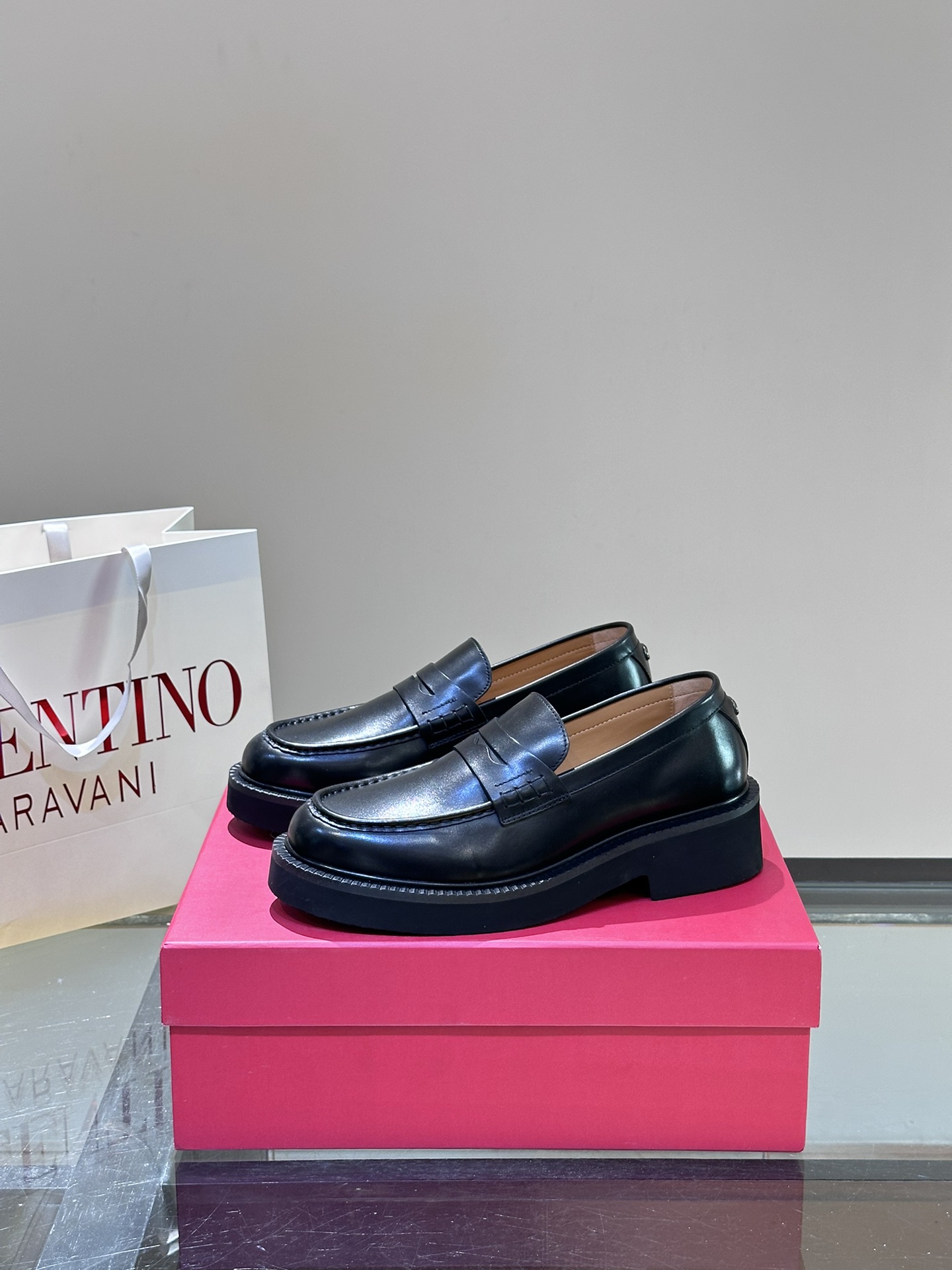 발렌티노 Valentino 로퍼