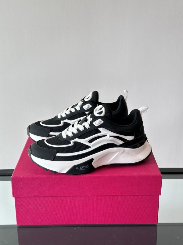 발렌티노 Valentino 스니커즈