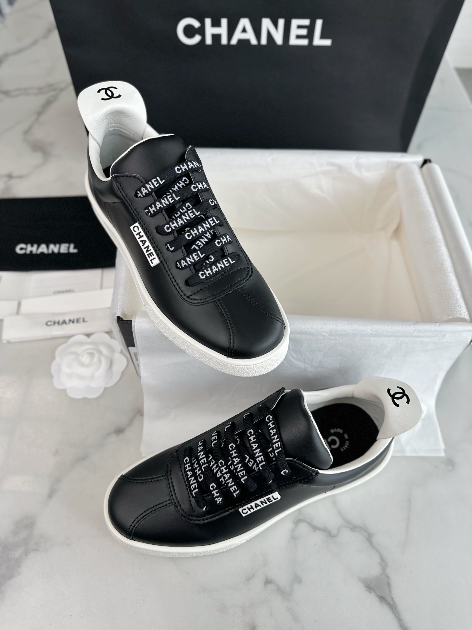 샤넬 CHANEL 스니커즈