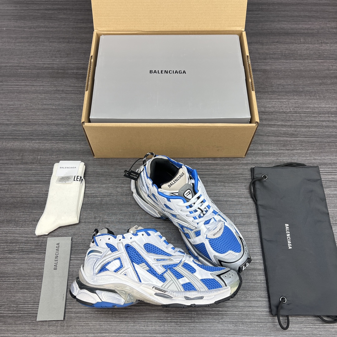 순원 발렌시아가 러너 스니커즈