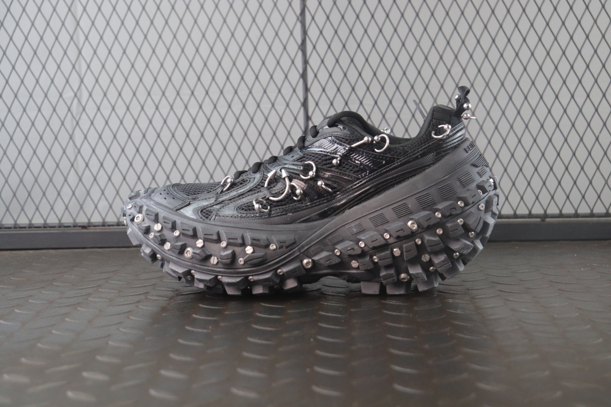 【VG】Balenciaga Ddfender 轮胎鞋 铆钉 黑色