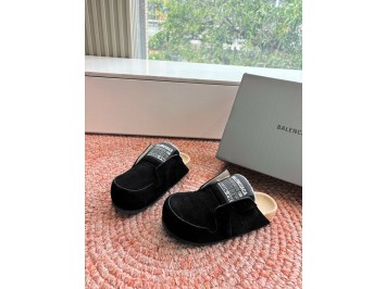 발렌시아가 덤보 뮬 블랙 852708WCB421000