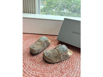 발렌시아가 덤보 뮬 베이지 852708WCB429099